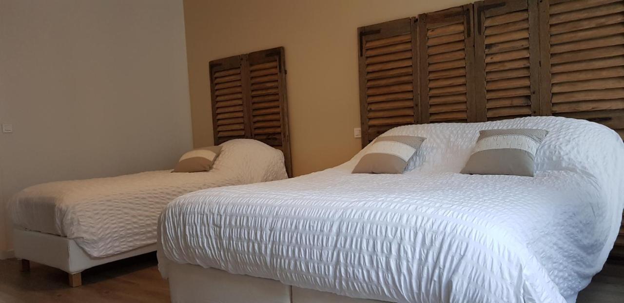 La Maison Virginie Appartements Climatises De 1 A 5 Pers Cosy Hyper Centre Cour Parking Linge Fibre Proximite Port Lac Canal Piscine Монтаржи Экстерьер фото